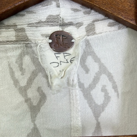 Free People - One Print Boho Open Front Long Sleeve Kimono Jacket XS/Small - Picture 10 of 14